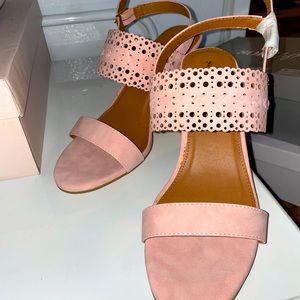 SoleLift Camel Taupe Sandals